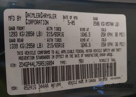 2005 Dodge Grand Caravan Sxt z USA, uszkodzony, nr VIN 2D4GP44L75R516894